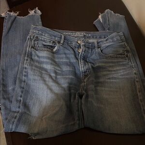 American Eagle Outfitters Hi-Rise Girlfriend Jeans Size 6